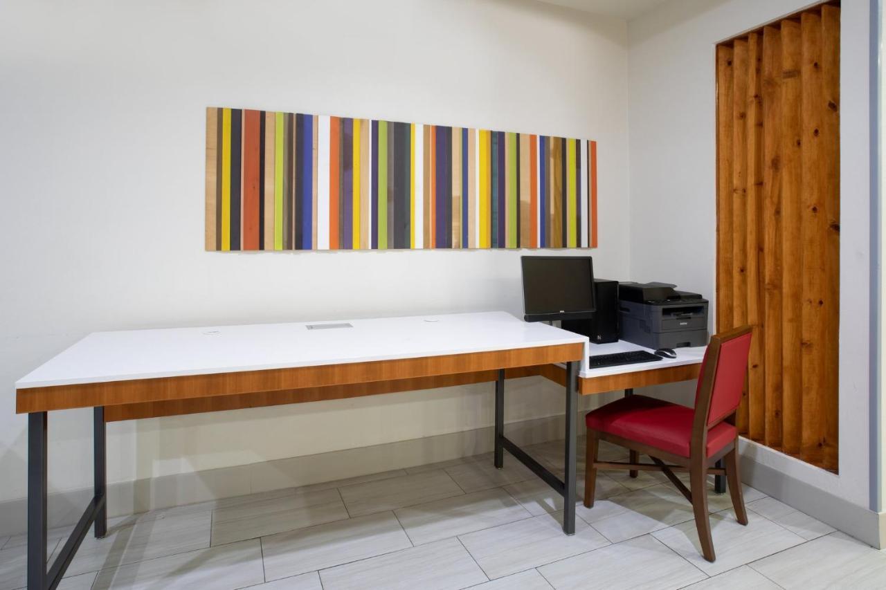 Holiday Inn Express & Suites Tucson By Ihg Buitenkant foto