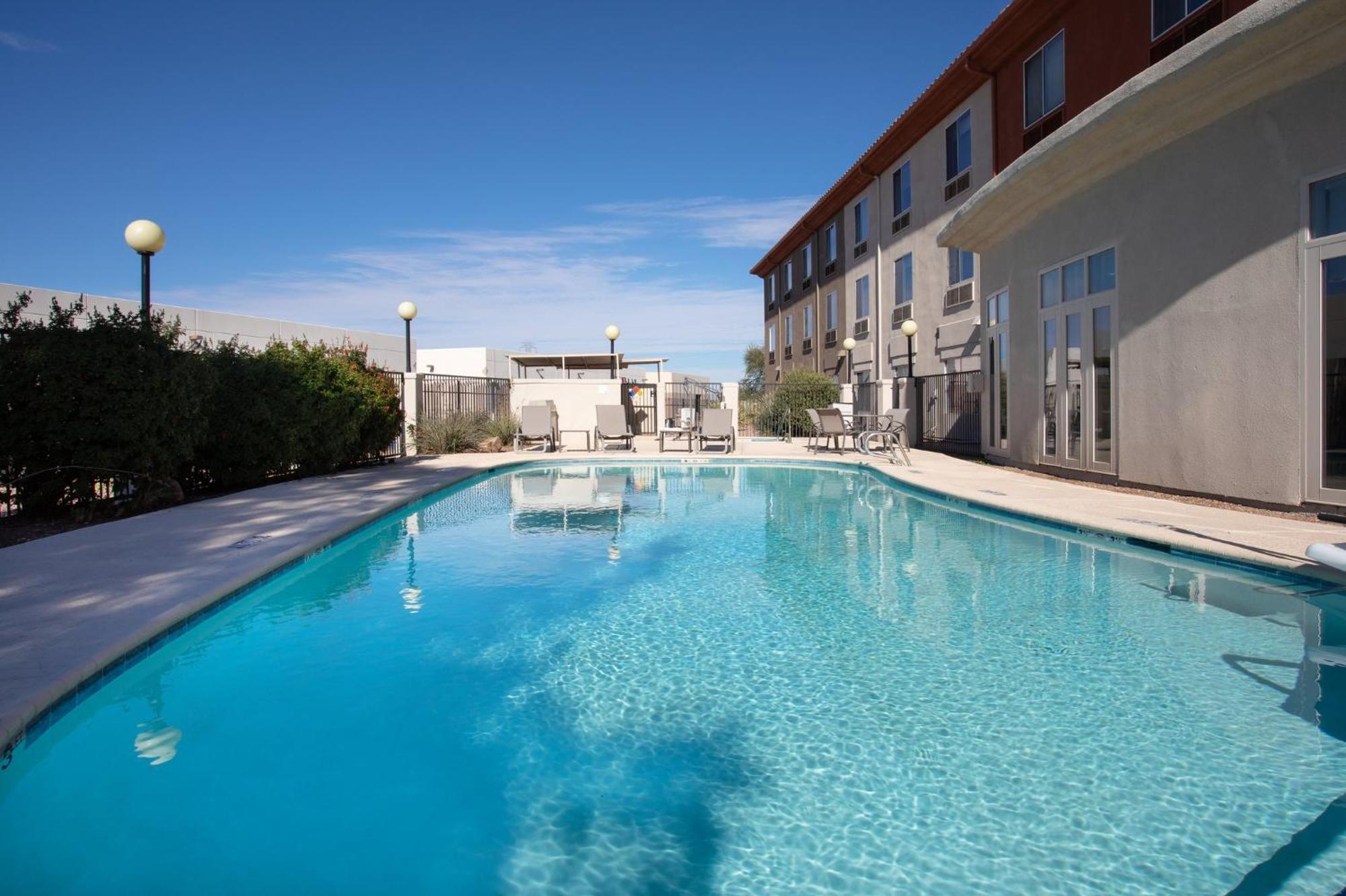 Holiday Inn Express & Suites Tucson By Ihg Buitenkant foto